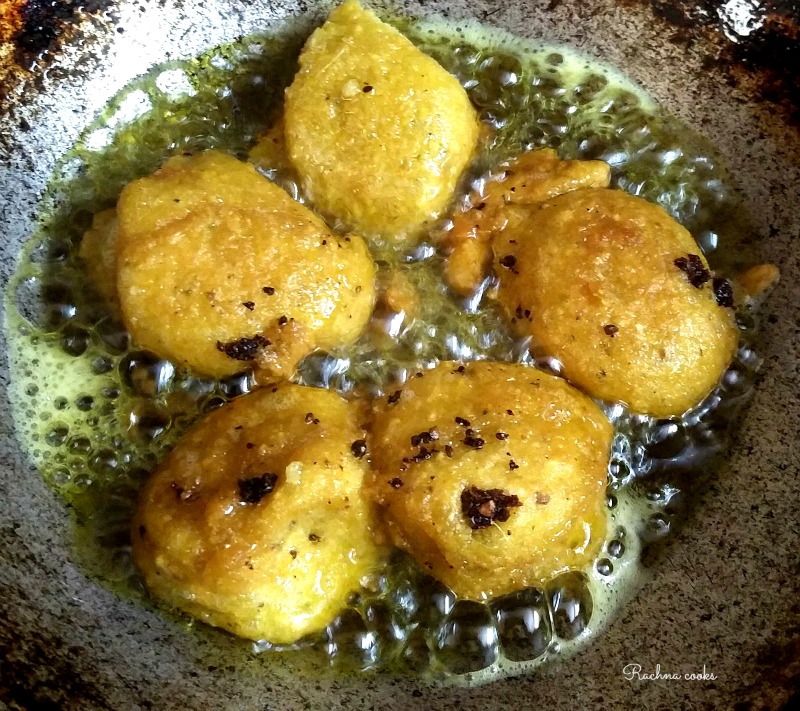 Deep fried vada balls