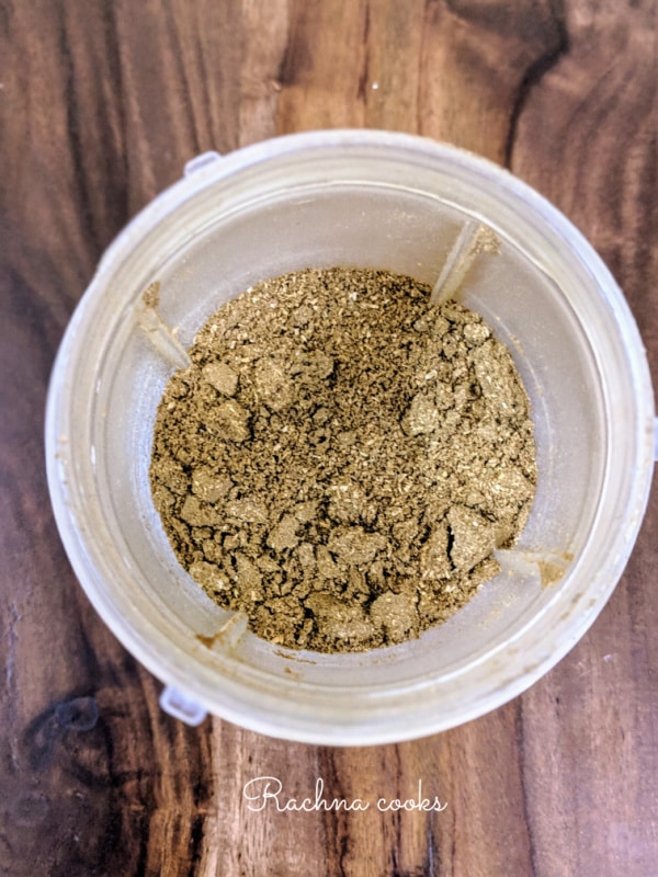 Ground coriander powder in a blender jar